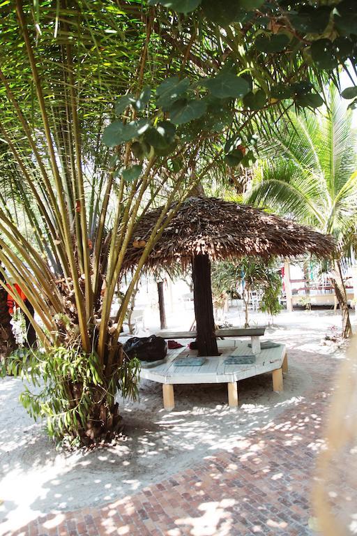 Vijit Bungalow Đảo Ko Phayam Ngoại thất bức ảnh